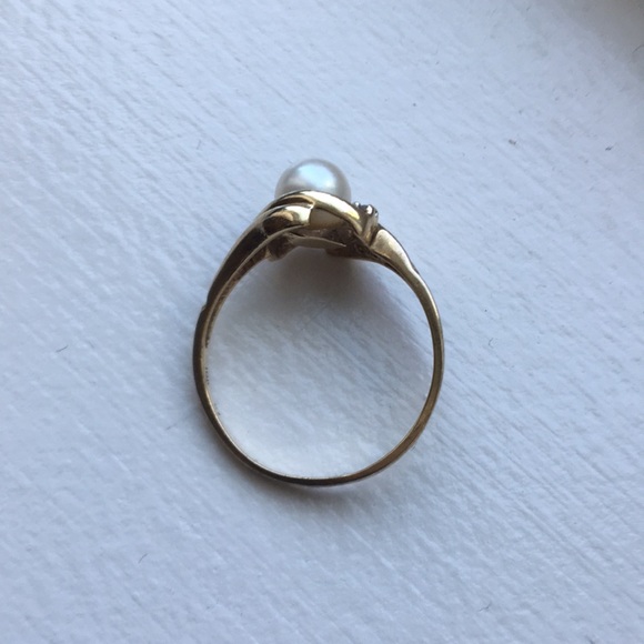 10k Pearl & Diamond Ring - Picture 3 of 5